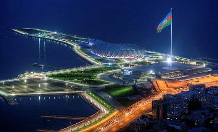 Ecclestone korvaamassa Monzan Azerbaidzhanilla Ecclestone korvaamassa Monzan Azerbaidzhanilla