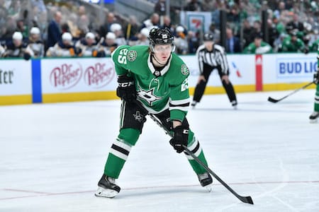 Suomalaissyötöt tahdittivat Dallas Starsin nousua Suomalaissyötöt tahdittivat Dallas Starsin nousua