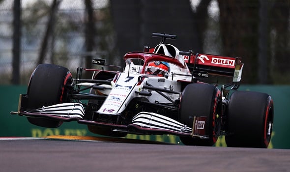 Kimi Räikkönen on kisakuski isolla alkukirjaimella - tämäkin tilasto sen todistaa Kimi Räikkönen on kisakuski isolla alkukirjaimella – tämäkin tilasto sen todistaa