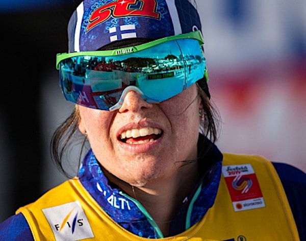 Krista Pärmäkoski romahti - vihjaili suksista Viaplaylla: ”En usko, että hiihdän noin huonosti” Krista Pärmäkoski romahti – vihjaili suksista Viaplaylla: ”En usko, että hiihdän noin huonosti”