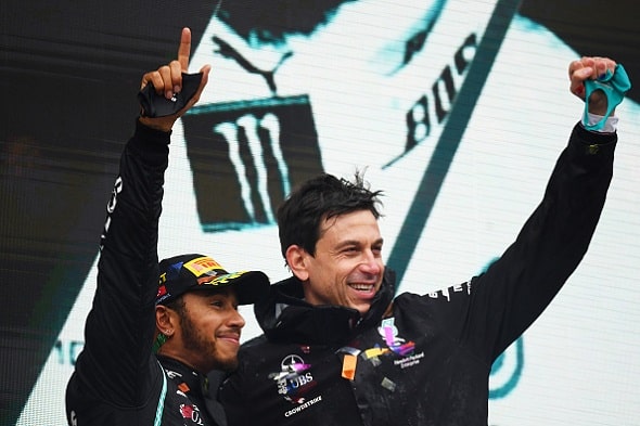 Mercedeksen Toto Wolff tyrmää kuskihuhut - "Paskapuhetta" Mercedeksen Toto Wolff tyrmää kuskihuhut – ”Paskapuhetta”