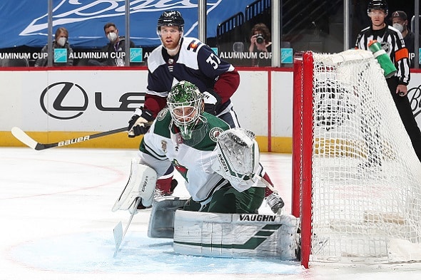 Suomalaiselle NHL-maalivahdille muhkea palkankorotus Suomalaiselle NHL-maalivahdille muhkea palkankorotus