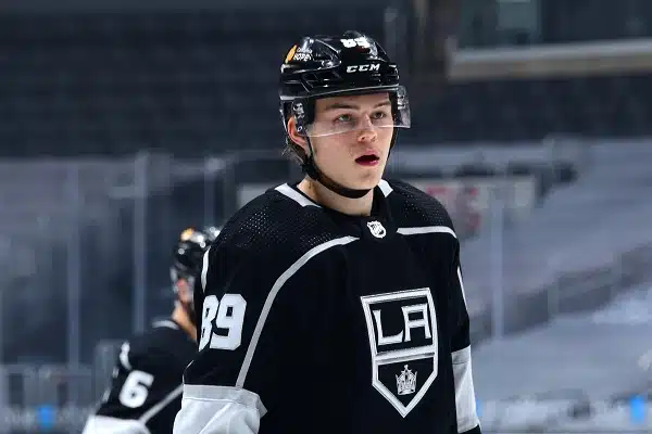 Rasmus Kupari jäi pakkaselle - Canucksilla kaksi sankaria Rasmus Kupari jäi pakkaselle – Canucksilla kaksi sankaria