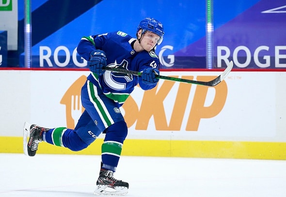 Suomalaisen kärkivarauksen NHL-ura uhkaa loppua Suomalaisen kärkivarauksen NHL-ura uhkaa loppua