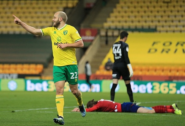 Teemu Pukki on liekeissä Old Traffordilla! Teemu Pukki on liekeissä Old Traffordilla!
