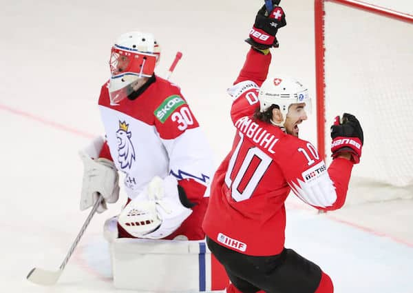 Sveitsi voitti Tshekin EHT-turnauksen - Leijonat jäivät jumboksi Sveitsi voitti Tshekin EHT-turnauksen – Leijonat jäivät jumboksi