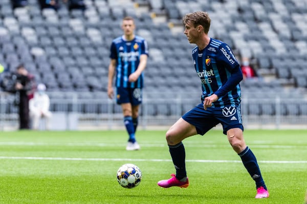 Huuhkajat-pelaajan seura eteni Konferenssiliigan lohkovaiheeseen Huuhkajat-pelaajan seura eteni Konferenssiliigan lohkovaiheeseen