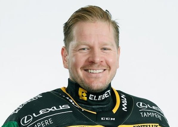Tässä ovat Liigan välieräparit - Petri Kontiola teki huiman tempun! Tässä ovat Liigan välieräparit – Petri Kontiola teki huiman tempun!