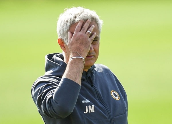 Jose Mourinho on edelleen katkera vuodesta 2005 Jose Mourinho on edelleen katkera vuodesta 2005