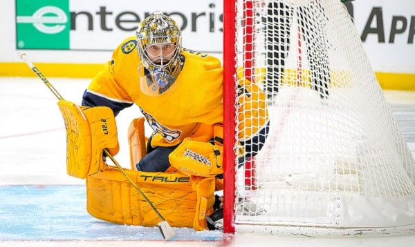 Juuse Saros häikäisi NHL-avauksessa - ”Laittaa aina parasta pöytään” Juuse Saros häikäisi NHL-avauksessa – ”Laittaa aina parasta pöytään”