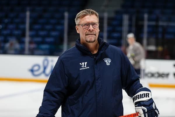 Jukka Jalonen – ”Ei me kusessa oltu” Jukka Jalonen – ”Ei me kusessa oltu”