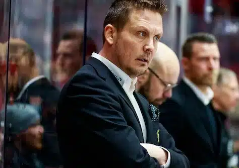 Tappara esiintyi väkevästi SM-liigan huippuottelussa - Lauri Marjamäen Kärpillä surkeaa Tappara esiintyi väkevästi SM-liigan huippuottelussa – Lauri Marjamäen Kärpillä surkeaa