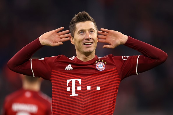 Nyt keskustellaan isoista asioista - Robert Lewandowskin agentti matkusti Müncheniin Nyt keskustellaan isoista asioista – Robert Lewandowskin agentti matkusti Müncheniin