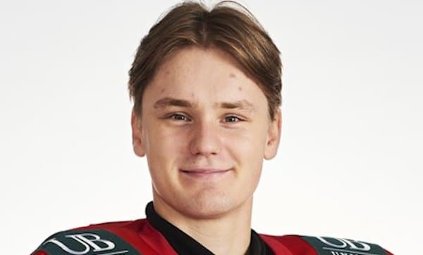 HIFK:n kausi sai täydellisen käänteen 21-vuotiaan lupauksen ansiosta - "Sen takia mä pelaan jääkiekkoa" HIFK:n kausi sai täydellisen käänteen 21-vuotiaan lupauksen ansiosta – ”Sen takia mä pelaan jääkiekkoa”
