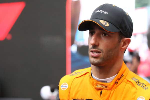 Tuliko F1-talli jo katumapäälle kuskipotkuista? "Menetämme loistavan kuljettajan" Tuliko F1-talli jo katumapäälle kuskipotkuista? ”Menetämme loistavan kuljettajan”