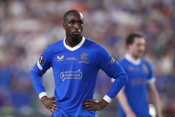 Glen Kamaran Rangersille karmea tappio Eurooppa-liigan finaalissa - Frankfurtin 42 vuoden odotus päättyi Glen Kamaran Rangersille karmea tappio Eurooppa-liigan finaalissa – Frankfurtin 42 vuoden odotus päättyi