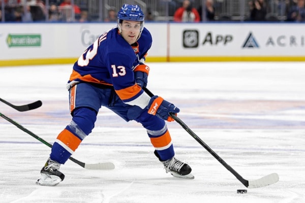 NHL-seuran toiseksi paras pistemies nautti Italian kohtaamisesta MM-jäällä: ”Olen itse asiassa italialainen!” NHL-seuran toiseksi paras pistemies nautti Italian kohtaamisesta MM-jäällä: ”Olen itse asiassa italialainen!”