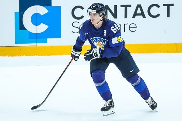 Leijonat vakuuttavaan voittoon MM-jäällä - Mikael Granlund ja Valtteri Filppula loistivat Leijonat vakuuttavaan voittoon MM-jäällä – Mikael Granlund ja Valtteri Filppula loistivat