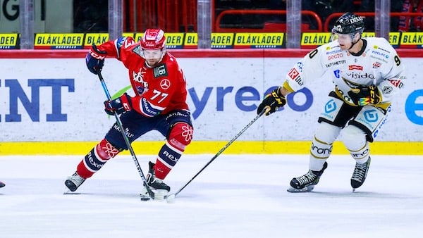 Kärpät hankki Jokereissa ja HIFK:ssa viime kaudella pelanneen hyökkääjän: ”Kova luonnepelaaja” Kärpät hankki Jokereissa ja HIFK:ssa viime kaudella pelanneen hyökkääjän: ”Kova luonnepelaaja”