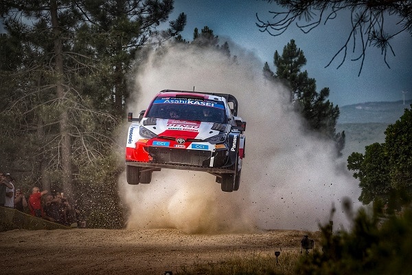 EK8: Elfyn Evans aloitti takaa-ajon - ero Kalle Rovanperään kaventui EK8: Elfyn Evans aloitti takaa-ajon – ero Kalle Rovanperään kaventui
