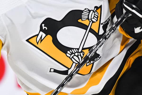 NHL:ssä jysähti peräti neljän pelaajan kauppa NHL:ssä jysähti peräti neljän pelaajan kauppa