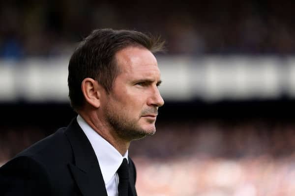 Chelsean jättävä Frank Lampard puhui suunsa puhtaaksi - tältä hänestä tuntuu kun loppu lähestyy Chelsean jättävä Frank Lampard puhui suunsa puhtaaksi – tältä hänestä tuntuu kun loppu lähestyy