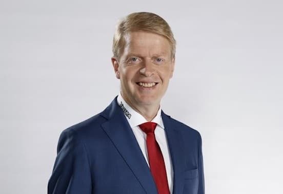 Jukka Rautakorpi pettyi juhlapelissään - näin hän kommentoi "virratonta" SaiPaa Jukka Rautakorpi pettyi juhlapelissään – näin hän kommentoi ”virratonta” SaiPaa
