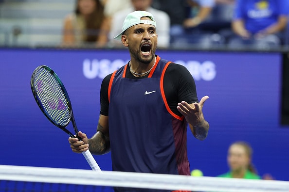 Tenniksen kauhukakaran kohupaljastus - hautoi itsemurhaa Grand Slam -tappion jälkeen Tenniksen kauhukakaran kohupaljastus – hautoi itsemurhaa Grand Slam -tappion jälkeen