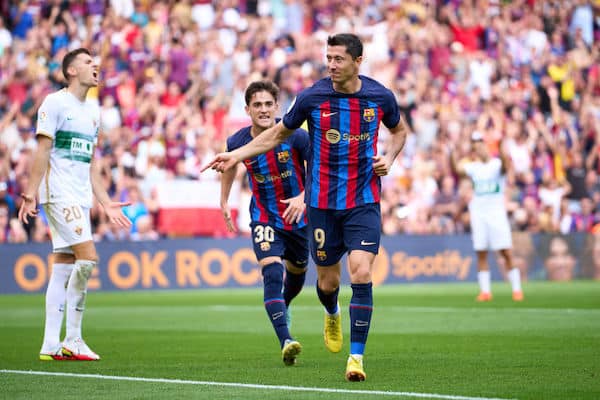 FC Barcelona oli jo hätää kärsimässä - sitten tuli Robert Lewandowski FC Barcelona oli jo hätää kärsimässä – sitten tuli Robert Lewandowski