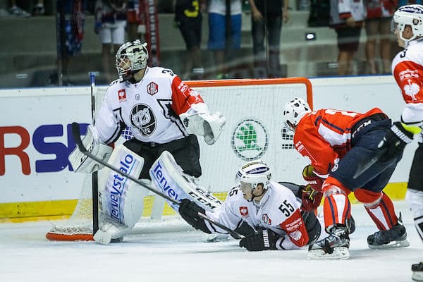 TPS juhlisti 100 vuottaan voitolla, SaiPa järjesti jättiyllätyksen - näin pelattiin SM-liigassa lauantaina TPS juhlisti 100 vuottaan voitolla, SaiPa järjesti jättiyllätyksen – näin pelattiin SM-liigassa lauantaina