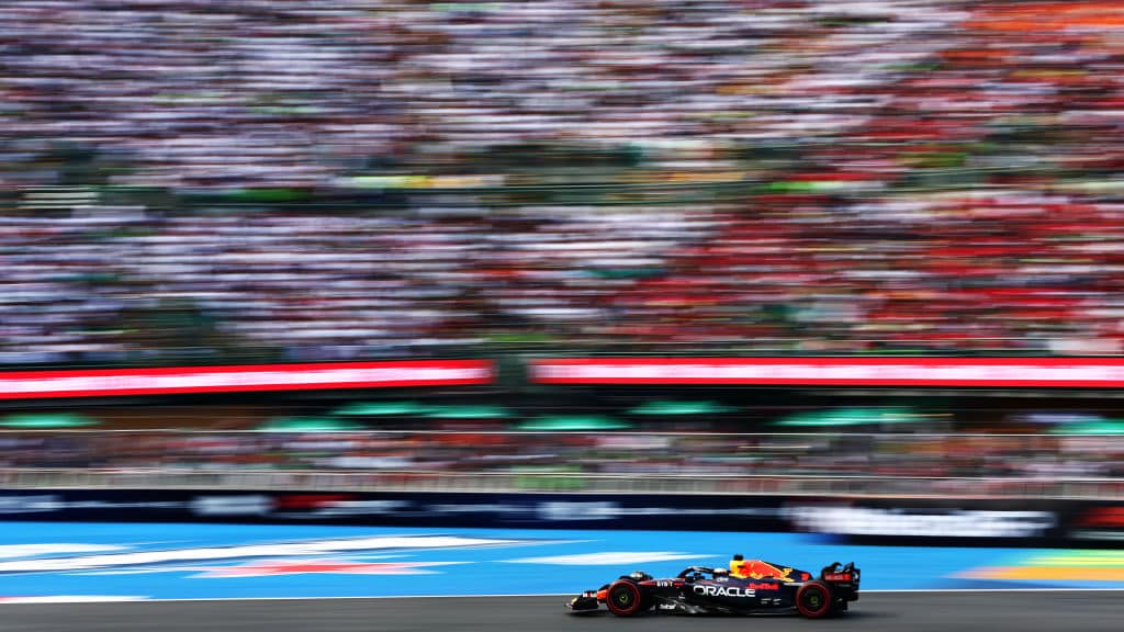Mika Häkkinen otti kantaa Red Bull-tallin saamaan rangaistukseen - yksi kiusallinen haitta yli muiden Mika Häkkinen otti kantaa Red Bull-tallin saamaan rangaistukseen – yksi kiusallinen haitta yli muiden