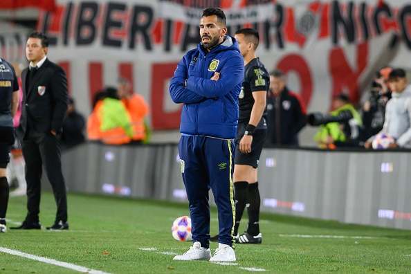 Argentiinalaislegenda Carlos Tevezin valmennuspesti jäi lyhyeksi Argentiinalaislegenda Carlos Tevezin valmennuspesti jäi lyhyeksi