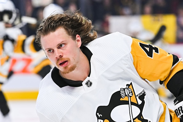 Yle: Syyttäjä vaatii NHL-kiekkoilija Kasperi Kapaselle vankeusrangaistusta Yle: Syyttäjä vaatii NHL-kiekkoilija Kasperi Kapaselle vankeusrangaistusta