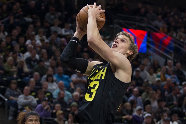 Lauri Markkanen loisti ykköstähtenä - nyt murjottiin Los Angeles Lakers Lauri Markkanen loisti ykköstähtenä – nyt murjottiin Los Angeles Lakers