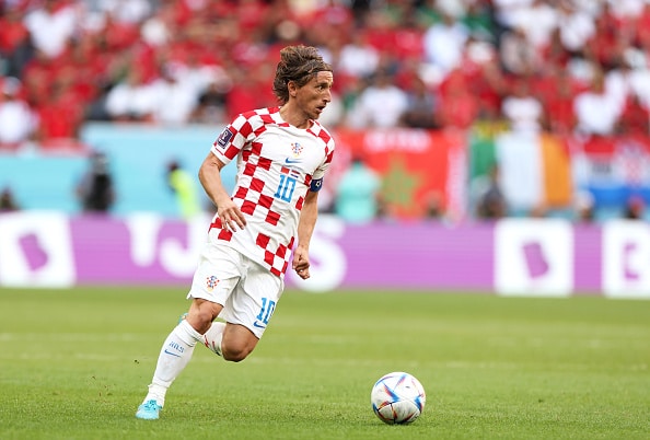 Luka Modric yllätti - jatkaa sittenkin maajoukkueessa Luka Modric yllätti – jatkaa sittenkin maajoukkueessa
