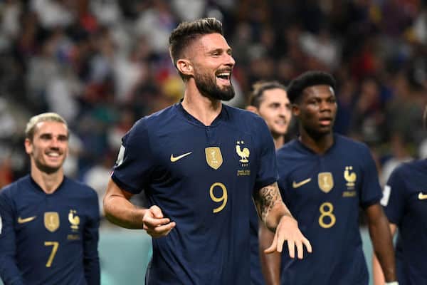 Olivier Giroud teki historiaa - Ranska antoi tylyn myrskyvaroituksen MM-kisoissa Olivier Giroud teki historiaa – Ranska antoi tylyn myrskyvaroituksen MM-kisoissa