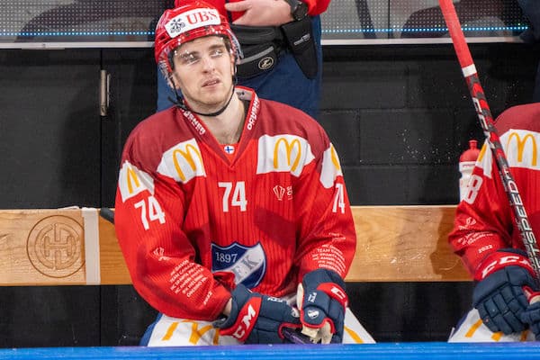 HIFK:n tähteä söi vietävästi - "Aika räikeän kuuloinen ero" HIFK:n tähteä söi vietävästi – ”Aika räikeän kuuloinen ero”
