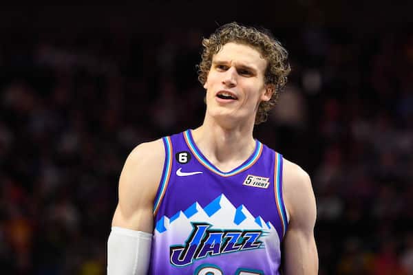 Lauri Markkanen mätti huippupisteet paluuottelussaan - "Tulin peliin aggressiivisesti" Lauri Markkanen mätti huippupisteet paluuottelussaan – ”Tulin peliin aggressiivisesti”