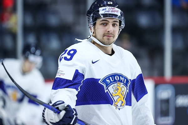 Olli Jokisen opit auttoivat suurlupauksen NHL-sopimukseen Olli Jokisen opit auttoivat suurlupauksen NHL-sopimukseen