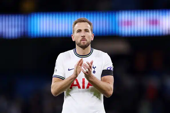 Tottenhamin valmentaja puolusti Harry Kanen penkitystä shokkitappiossa - "Ei ole katumusta" Tottenhamin valmentaja puolusti Harry Kanen penkitystä shokkitappiossa – ”Ei ole katumusta”