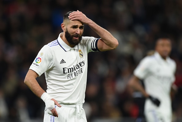Real Madrid-tähti jättää seuran 14 yhteisen vuoden jälkeen - tekee hyvin kyseenalaisen siirron Real Madrid-tähti jättää seuran 14 yhteisen vuoden jälkeen – tekee hyvin kyseenalaisen siirron