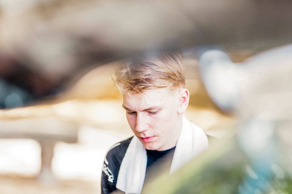 Toyotan rallitallin pomo ampui alas ison suomalaishuhun Toyotan rallitallin pomo ampui alas ison suomalaishuhun