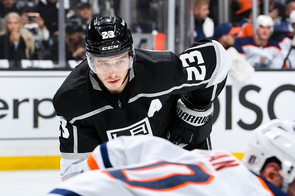 Los Angeles Kings yllätti legendansa upealla kunnianosoituksella - "Voi pojat" Los Angeles Kings yllätti legendansa upealla kunnianosoituksella – ”Voi pojat”