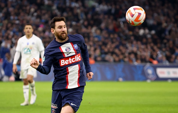Lionel Messi jäi luvatta pois harjoituksista - matkusti Saudi-Arabiaan Lionel Messi jäi luvatta pois harjoituksista – matkusti Saudi-Arabiaan