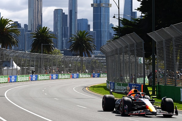 Max Verstappen tykitti paalupaikalle - Mercedes yllätti ja Valtteri Bottas romahti Max Verstappen tykitti paalupaikalle – Mercedes yllätti ja Valtteri Bottas romahti