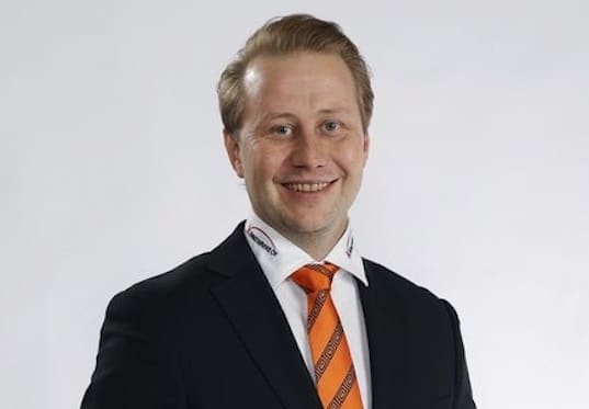 KooKoon päävalmentaja haukkui oman pelaajansa touhun pystyyn Ilves-tappion jälkeen KooKoon päävalmentaja haukkui oman pelaajansa touhun pystyyn Ilves-tappion jälkeen