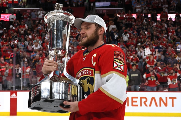 Aleksander Barkov haltioissaan ”uudesta ystävästään” - ”Merkitsee niin paljon” Aleksander Barkov haltioissaan ”uudesta ystävästään” – ”Merkitsee niin paljon”
