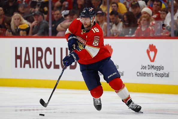 Aleksander Barkovilta suora viesti ennen ratkaisevaa Stanley Cupin finaalia: "Meillä on yksi ajatus mielessämme" Aleksander Barkovilta suora viesti ennen ratkaisevaa Stanley Cupin finaalia: ”Meillä on yksi ajatus mielessämme”