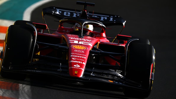 Ferrarin F1-tähdelle armotonta kuittailua Red Bullilta Ferrarin F1-tähdelle armotonta kuittailua Red Bullilta