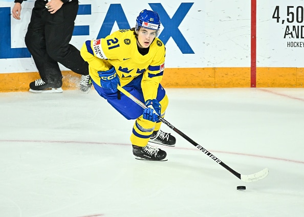 MM-kisoissa tehtiin historiaa - Leijonat saa vastaansa Ruotsin kaikkien aikojen nuorimman maalintekijän MM-kisoissa tehtiin historiaa – Leijonat saa vastaansa Ruotsin kaikkien aikojen nuorimman maalintekijän